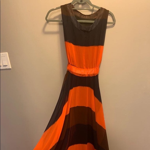 Dress - Picture 1 of 1